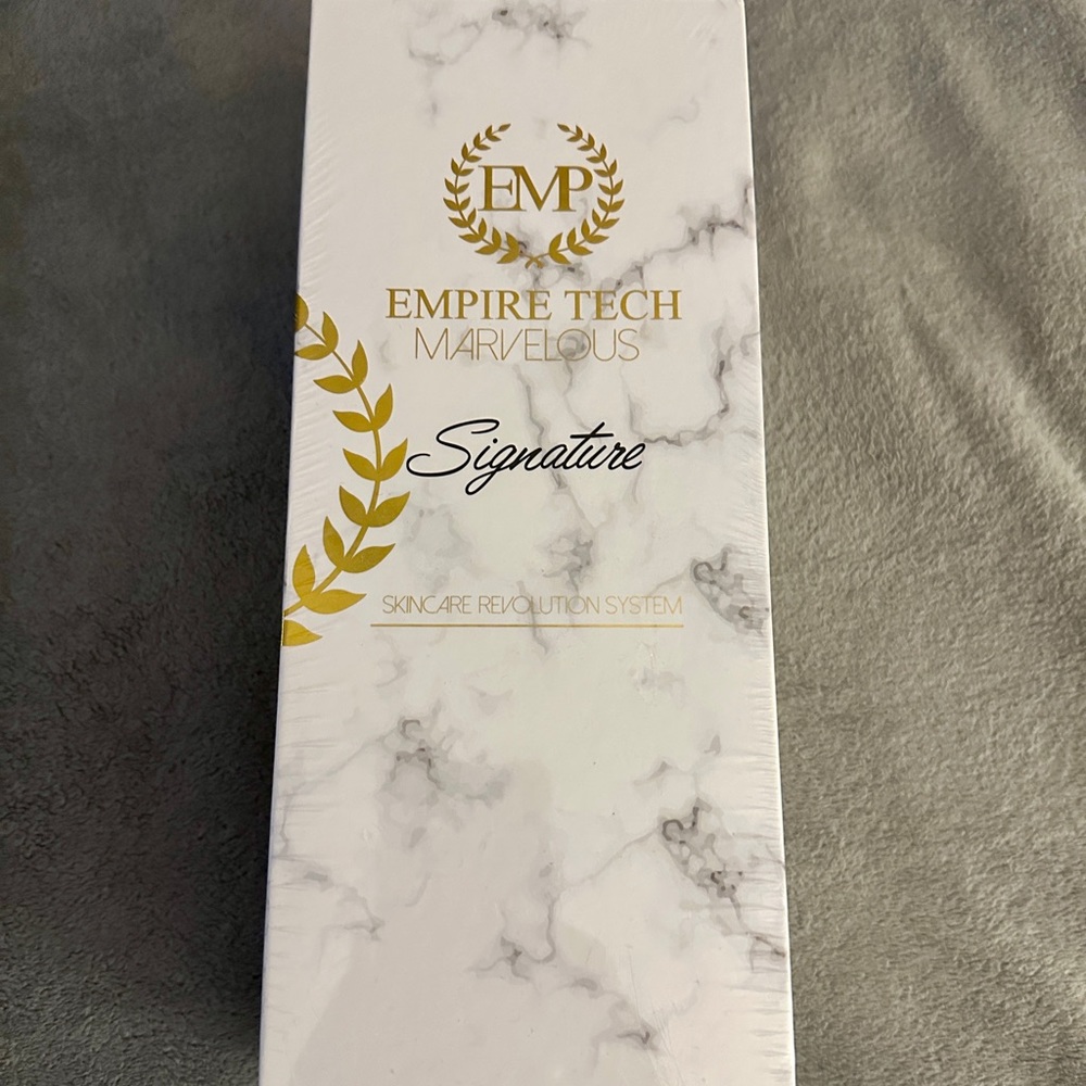 Brand new skincare revolution device.